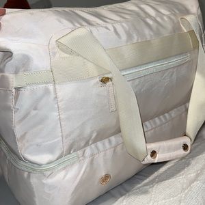 Large Duffle Bag with Shoe Compartment